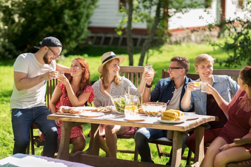 Arredi da giardino per vivere la primavera